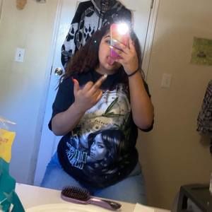 Meet your Posher, Dalia